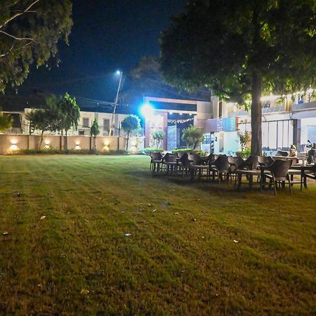 The Kedar Resort Mathura Dış mekan fotoğraf