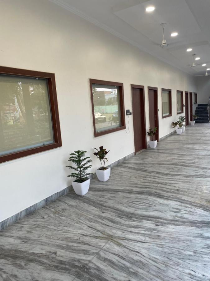 The Kedar Resort Mathura Dış mekan fotoğraf