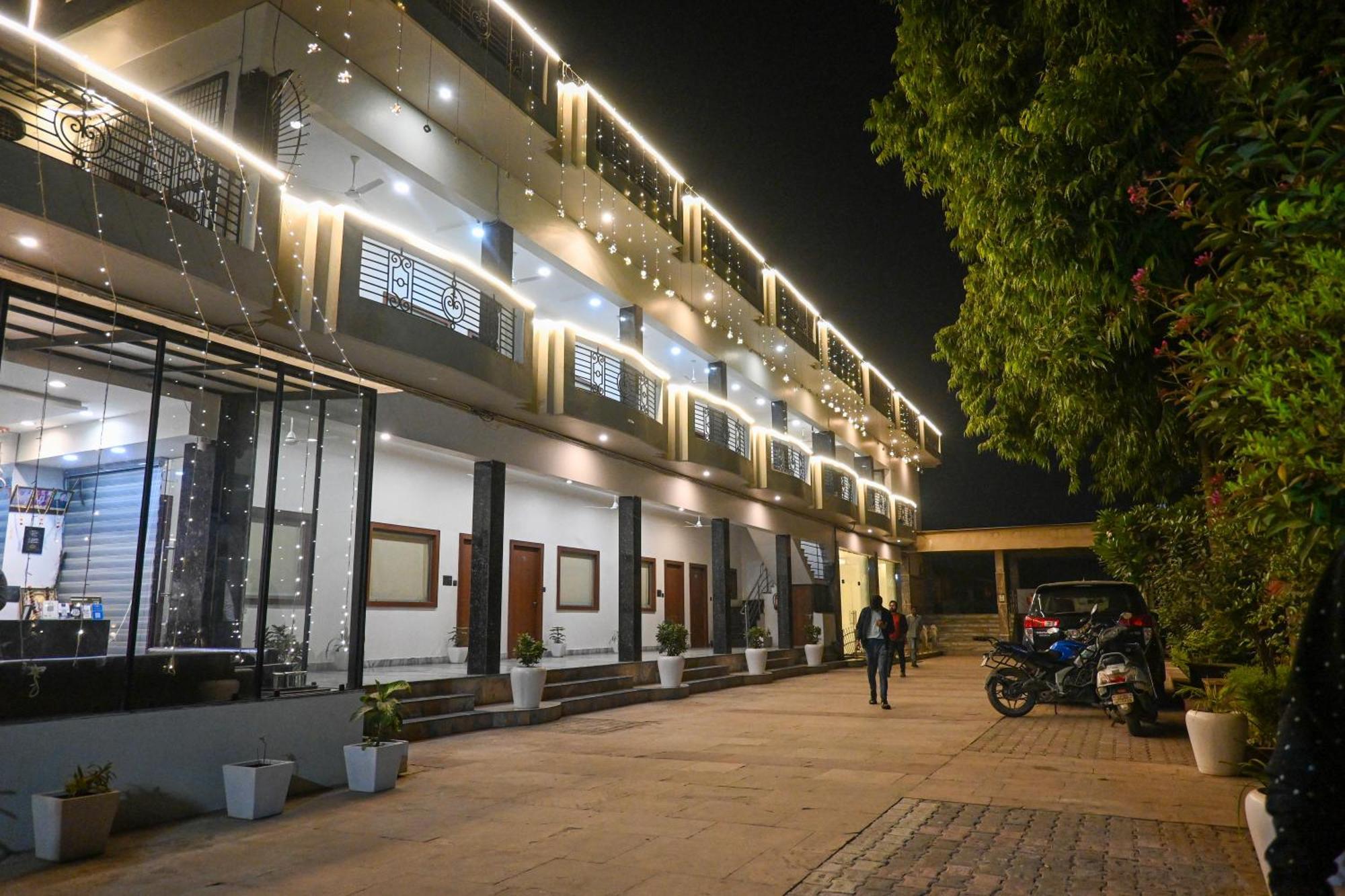The Kedar Resort Mathura Dış mekan fotoğraf