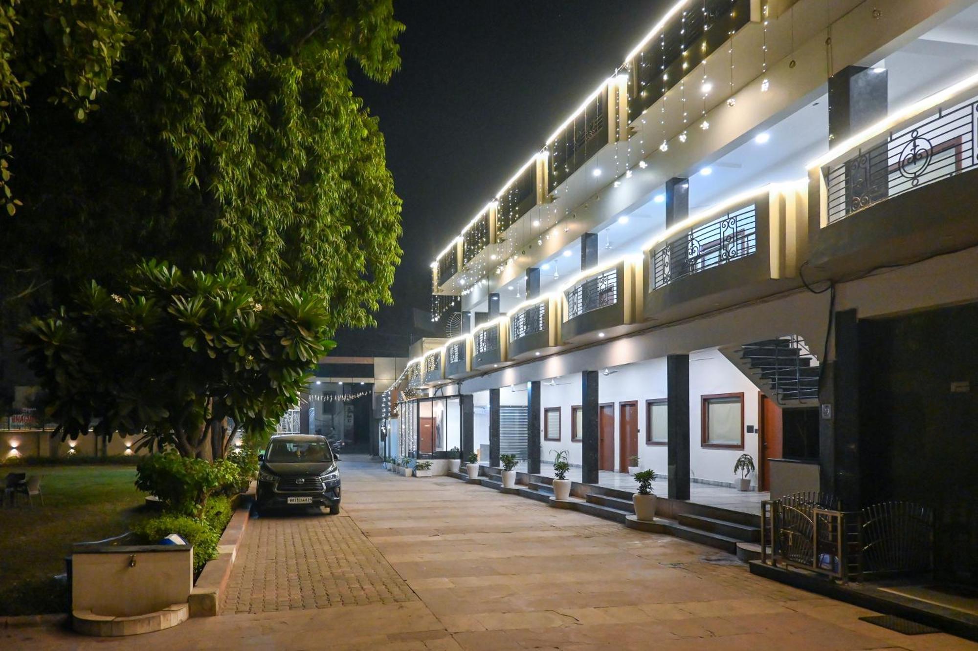 The Kedar Resort Mathura Dış mekan fotoğraf